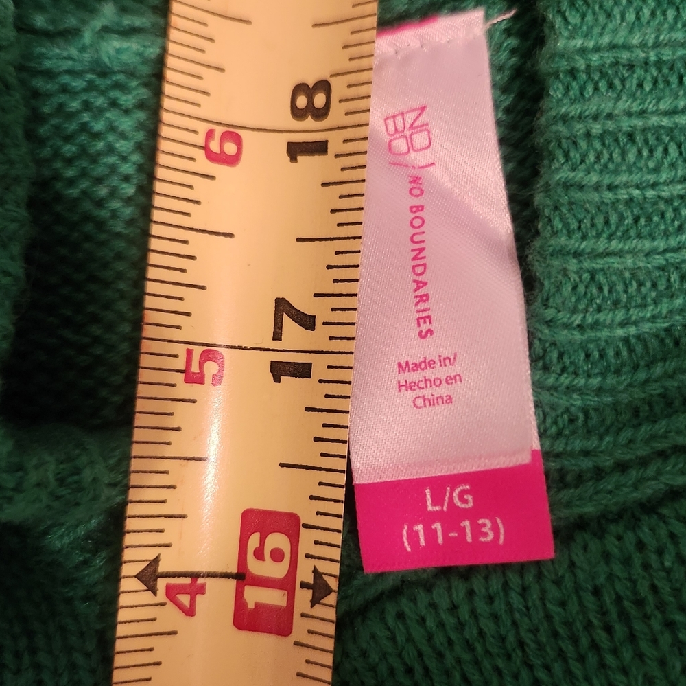 #ELFIE Sweater - Picture 8 of 11